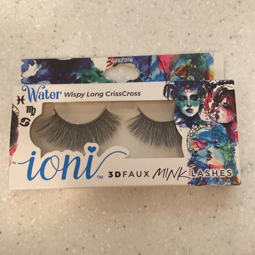 Ioni 3D Faux Mink Lashes (Water)